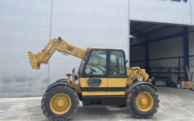 Caterpillar Telescópica TH62